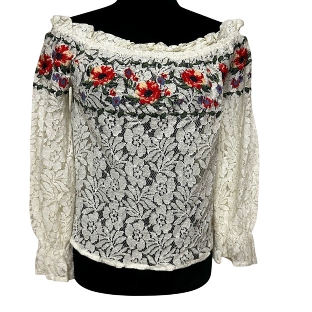 Flying Tomato Ivory Floral Embroidered Lace Off The Shoulder Top Small IT9873